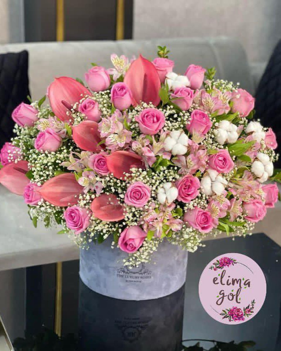 باکس گل تولد و شادی پنبه چان