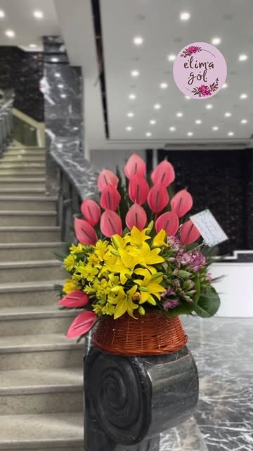 سبد گل تبریک و افتتاحیه